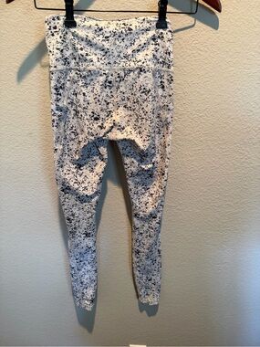 Athleta Speckled High-Waist Athletic Leggings - White & Black Women’s Small